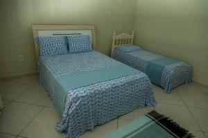 Casa ampla c piscina e churrasq em meio a natureza