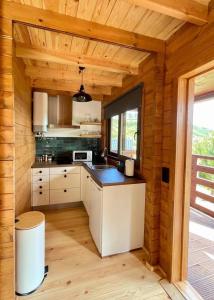 Mountain Eco Shelter 6