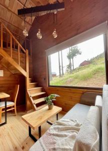 Mountain Eco Shelter 7