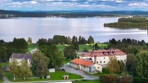 Single Room with Lake View room in Strömsunds Vandrarhem - Tullingsås