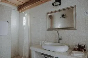 Rácz Birtok, Kisapartman - Dánszentmiklós