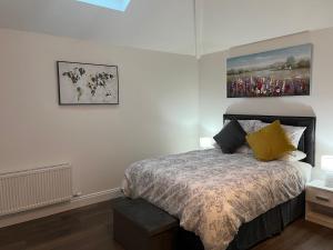 Beautiful Studio apartment in Beaufort Village on Local Link Bus Route