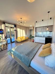 Villa Deluxe Kvariati