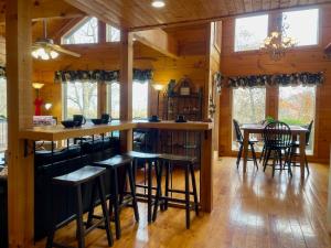 Stunning 2 bedroom with a hot tub and fireplace in an exclusive gated community with seasonal pool!