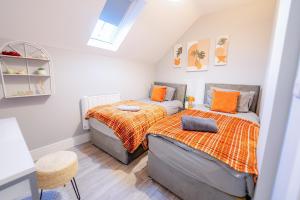 LUXURY SPACIOUS 2-BED & High Ceiling