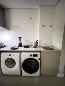 Apartamento Novíssimo perto da praia!!!