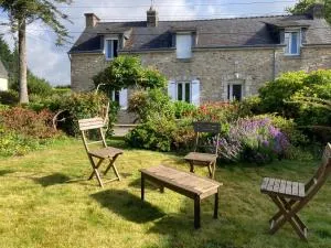 La Guillerette, authentique longère bretonne - Barbary