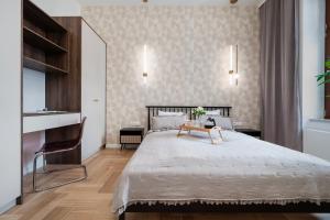 Łódź Downtown Apartment - 42m2, Workspace - by Rentujemy