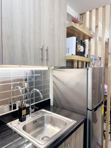 1573 Budget Condo near MOA and Airport