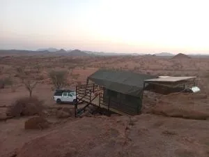 Ozohere Campsite, Tented Camp and Himba Village - Twyfelfontein