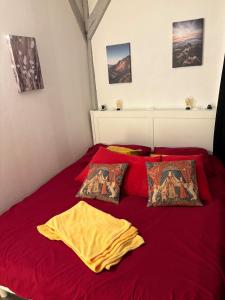Appartement Design 4 pers avec Cour Privative Centre de Troyes