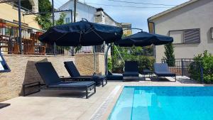 Villa Penava, private beach, pool and 7min to Trogir