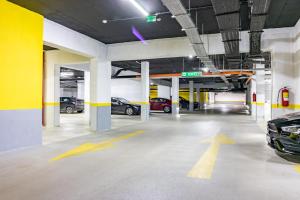 CozyStudio Cloud9 Promenada Subway