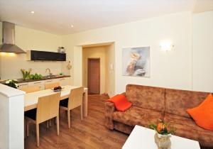 Apartment mit Terrasse