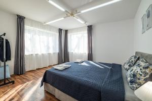 Excellent 2BR Flat In downtown