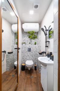 Excellent 2BR Flat In downtown