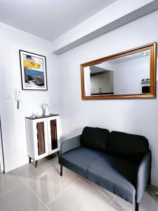 MOA Staycation Cozy Condo at Shore 1 Residences