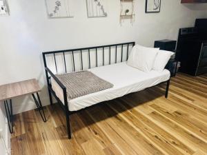 Cozy place Near Design District - 1