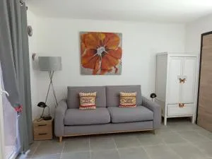 Fully equipped studio - Giron