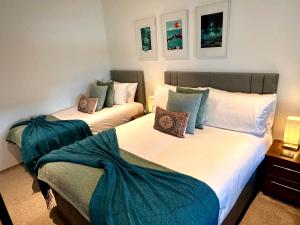 Royal William Yard Apartments - Large and Luxurious with Free Parking
