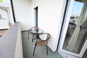 FLH - Natures Canvas