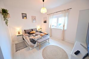 FLH - Natures Canvas