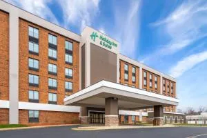 Holiday Inn & Suites Richmond West End by IHG - هنريكو