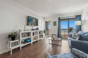 Ocean Forest Villas Oceanfront Unit D308