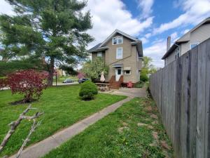 Middletown Centenarian 4 Bed 2 Bath Sleeps 12