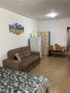 Confortável kitnet 50m da praia!