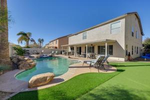 Putting Green, Pool and Spa Home in Queen Creek!