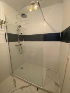 Hotels La glycine hotel, spa et bien-etre : Chambre Double Standard