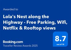 Lolas Nest along the Highway - Free Parking, Wifi, Netflix & Rooftop views