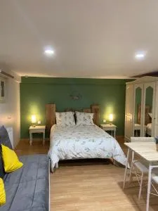 Chambre au vert - 圣洛朗－德塞尔当