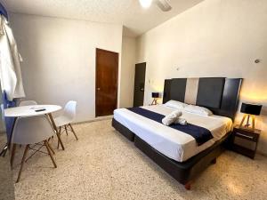 Acogedor alojamiento con piscina en Campestre