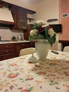 Roses house