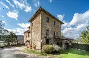 Giardino guest house at Antico casale '700 - Galera