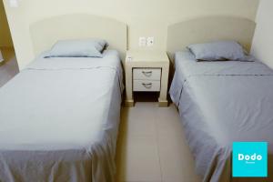 Torre con alberca a 1 cuadra de la playa