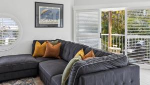 THE White Lotus - Sought after Beachside location with pool