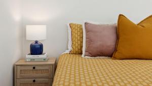 THE White Lotus - Sought after Beachside location with pool