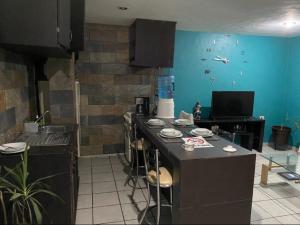 Departamento con terraza verde