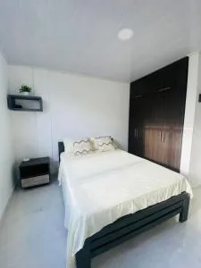 Edificio Camilo - 伊瓦格 Edificio Camilo - 伊瓦格