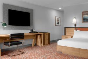 Valley River Inn