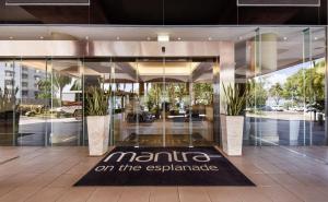 Resort Escape King Bed Pool Balcony