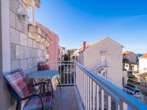 Apartments Senjo - One Bedroom Apartment with Balcony with Sea View Apartman 1