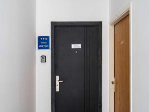 Apartment Marisol - One Bedroom Apartment with Balcony and Sea View