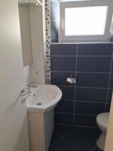 Secluded fishermans cottage Cove Medvidina, Hvar - 23709