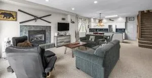 The Marmot's Den - Kamloops