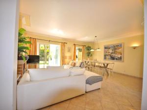 Villa in Vilamoura near Falésia Beach