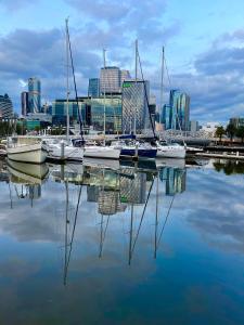 Yarra Accommodation Private Apartments & Ensuite Double Rooms, Collins Wharf Waterfront, Docklands
